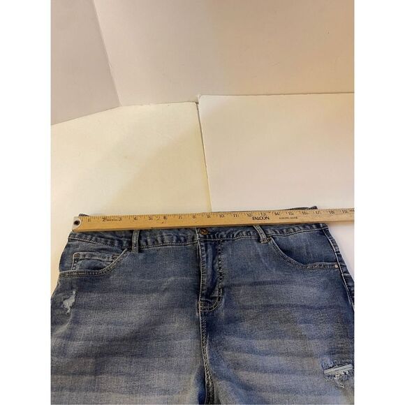 Vanilla Star denim rolled shorties size 16 rn#111052 - Picture 5 of 7